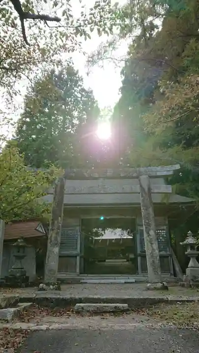 茅部神社(岡山県)