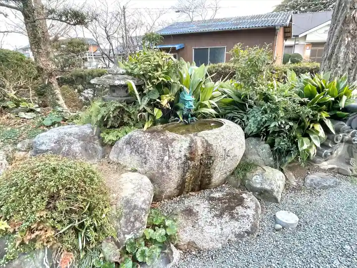 東光寺の手水舎