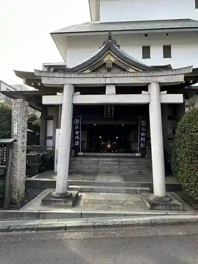 平田神社の鳥居