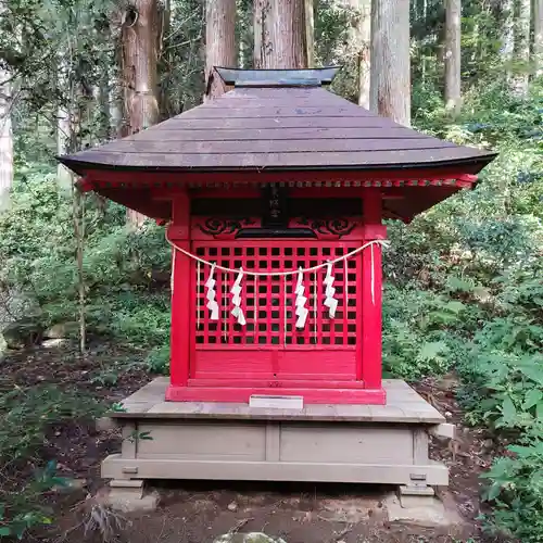 花園神社の末社