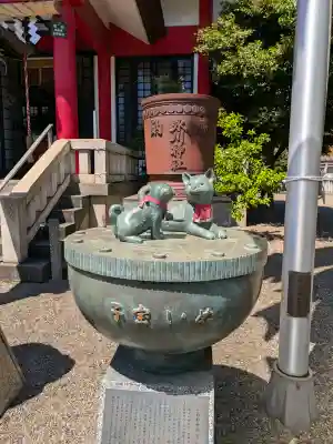 元郷氷川神社の{uncategorized: "未分類", other: "その他", undefined: "問題あり", building: "その他建物", grave: "お墓", sacred_gate: "鳥居", guardian: "狛犬", statue: "像", buddha: "仏像", history: "歴史", nature: "自然", garden: "庭園", animal: "動物", pagoda: "塔", temizu: "手水舎", mountain_gate: "山門・神門", sanctuary: "本殿・本堂", subordinate: "末社・摂社", art: "芸術", scenery: "景色", jizo: "地蔵", ema: "絵馬", goshuin: "御朱印", omikuji: "おみくじ", items: "授与品その他", amulet: "お守り", goshuincho: "御朱印帳", eats: "食事", festival: "お祭り", votive_dance: "神楽", shichigosan: "七五三参", wedding: "結婚式", experience: "体験その他", initially: "初詣", around: "周辺", anti_infection: "感染症対策"}