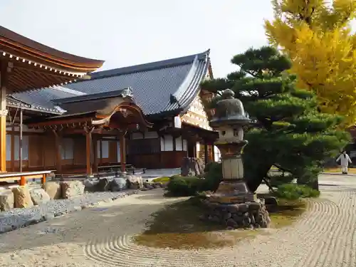 永保寺の庭園