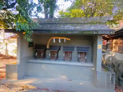 神明社の末社・摂社