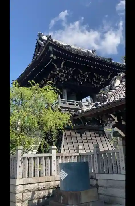 題経寺(柴又帝釈天)の{uncategorized: "未分類", other: "その他", undefined: "問題あり", building: "その他建物", grave: "お墓", sacred_gate: "鳥居", guardian: "狛犬", statue: "像", buddha: "仏像", history: "歴史", nature: "自然", garden: "庭園", animal: "動物", pagoda: "塔", temizu: "手水舎", mountain_gate: "山門・神門", sanctuary: "本殿・本堂", subordinate: "末社・摂社", art: "芸術", scenery: "景色", jizo: "地蔵", ema: "絵馬", goshuin: "御朱印", omikuji: "おみくじ", items: "授与品その他", amulet: "お守り", goshuincho: "御朱印帳", eats: "食事", festival: "お祭り", votive_dance: "神楽", shichigosan: "七五三参", wedding: "結婚式", experience: "体験その他", initially: "初詣", around: "周辺", anti_infection: "感染症対策"}