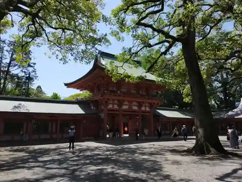 武蔵一宮氷川神社の山門・神門