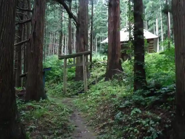 老犬神社の建物その他