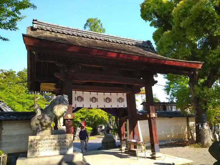 立木神社の山門・神門