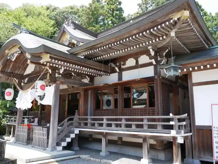 住吉神社の本殿・本堂
