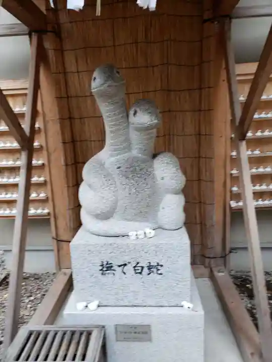 蛇窪神社の狛犬