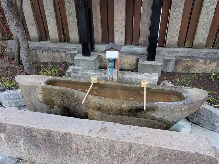 櫻井神社の手水舎