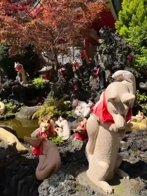 京濱伏見稲荷神社の{uncategorized: "未分類", other: "その他", undefined: "問題あり", building: "その他建物", grave: "お墓", sacred_gate: "鳥居", guardian: "狛犬", statue: "像", buddha: "仏像", history: "歴史", nature: "自然", garden: "庭園", animal: "動物", pagoda: "塔", temizu: "手水舎", mountain_gate: "山門・神門", sanctuary: "本殿・本堂", subordinate: "末社・摂社", art: "芸術", scenery: "景色", jizo: "地蔵", ema: "絵馬", goshuin: "御朱印", omikuji: "おみくじ", items: "授与品その他", amulet: "お守り", goshuincho: "御朱印帳", eats: "食事", festival: "お祭り", votive_dance: "神楽", shichigosan: "七五三参", wedding: "結婚式", experience: "体験その他", initially: "初詣", around: "周辺", anti_infection: "感染症対策"}