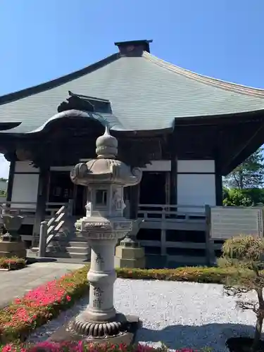 星谷寺の本殿・本堂