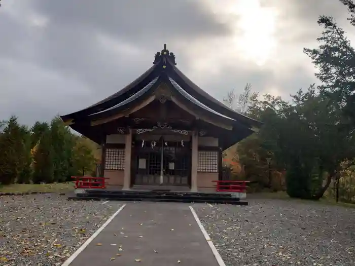 早来神社の本殿