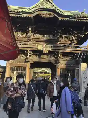 題経寺（柴又帝釈天）の山門・神門