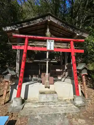 神吉八幡神社の{uncategorized: "未分類", other: "その他", undefined: "問題あり", building: "その他建物", grave: "お墓", sacred_gate: "鳥居", guardian: "狛犬", statue: "像", buddha: "仏像", history: "歴史", nature: "自然", garden: "庭園", animal: "動物", pagoda: "塔", temizu: "手水舎", mountain_gate: "山門・神門", sanctuary: "本殿・本堂", subordinate: "末社・摂社", art: "芸術", scenery: "景色", jizo: "地蔵", ema: "絵馬", goshuin: "御朱印", omikuji: "おみくじ", items: "授与品その他", amulet: "お守り", goshuincho: "御朱印帳", eats: "食事", festival: "お祭り", votive_dance: "神楽", shichigosan: "七五三参", wedding: "結婚式", experience: "体験その他", initially: "初詣", around: "周辺", anti_infection: "感染症対策"}
