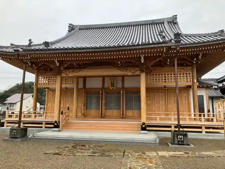 光円寺の本殿・本堂