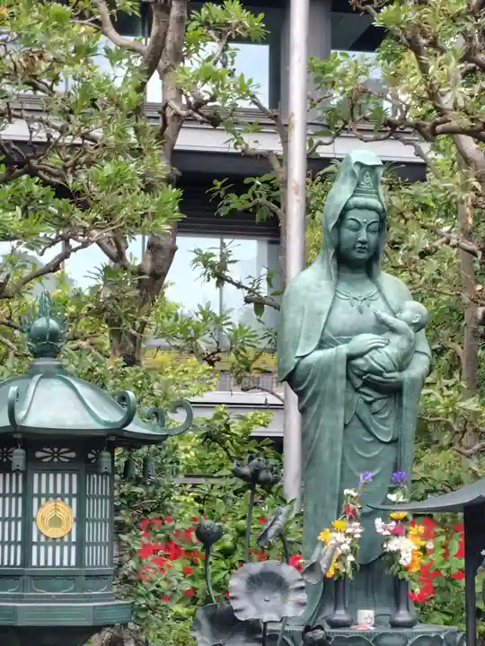 豊川稲荷東京別院(東京都)