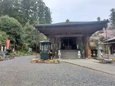 法泉寺の本殿・本堂