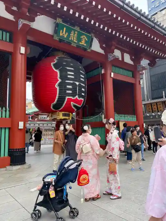 浅草寺の山門・神門
