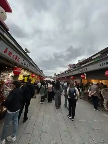 浅草寺の{uncategorized: "未分類", other: "その他", undefined: "問題あり", building: "その他建物", grave: "お墓", sacred_gate: "鳥居", guardian: "狛犬", statue: "像", buddha: "仏像", history: "歴史", nature: "自然", garden: "庭園", animal: "動物", pagoda: "塔", temizu: "手水舎", mountain_gate: "山門・神門", sanctuary: "本殿・本堂", subordinate: "末社・摂社", art: "芸術", scenery: "景色", jizo: "地蔵", ema: "絵馬", goshuin: "御朱印", omikuji: "おみくじ", items: "授与品その他", amulet: "お守り", goshuincho: "御朱印帳", eats: "食事", festival: "お祭り", votive_dance: "神楽", shichigosan: "七五三参", wedding: "結婚式", experience: "体験その他", initially: "初詣", around: "周辺", anti_infection: "感染症対策"}