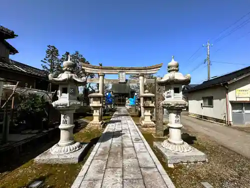 白山神社の鳥居