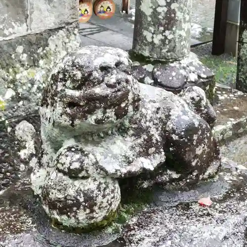 諫早神社（九州総守護  四面宮）の狛犬