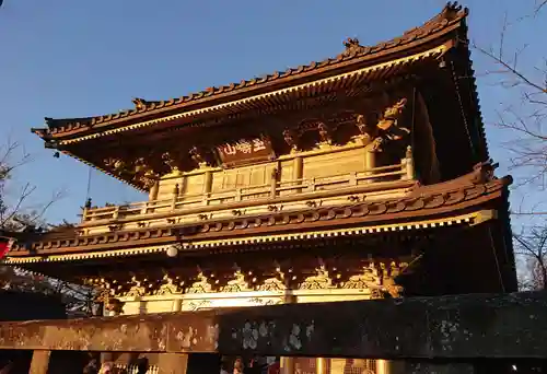 総願寺の山門・神門