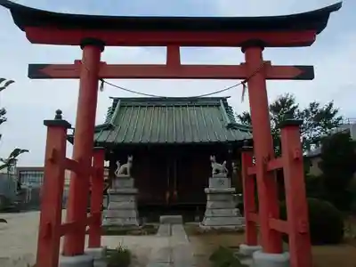七座下稲荷神社の鳥居
