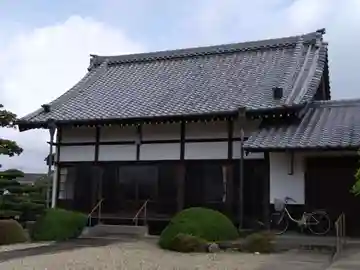 本見寺の本殿・本堂