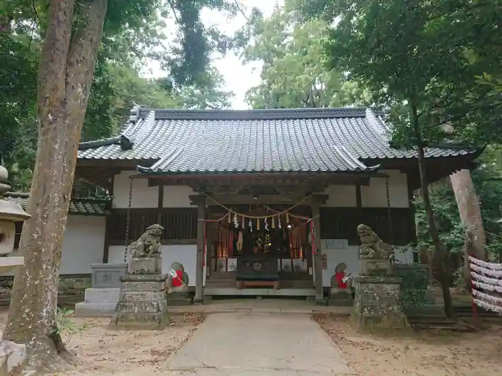 日吉神社の本殿・本堂