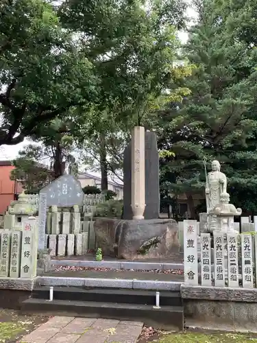 長命寺の塔