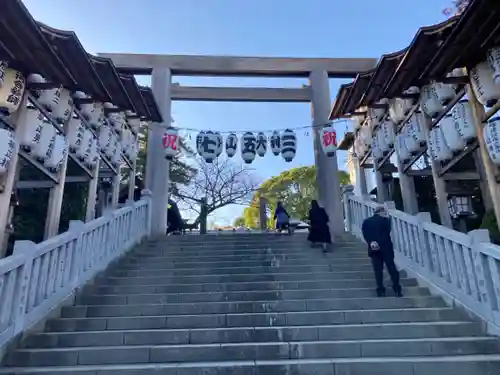 伊勢山皇大神宮の鳥居