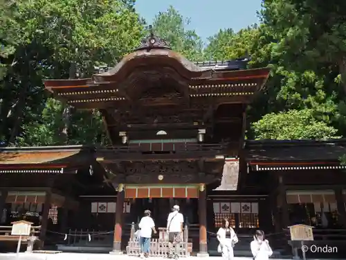 諏訪大社下社秋宮(長野県)