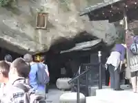 銭洗弁財天宇賀福神社(神奈川県)