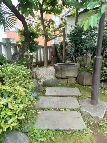 湯島御霊社(東京都)