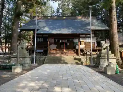 山家神社の{uncategorized: "未分類", other: "その他", undefined: "問題あり", building: "その他建物", grave: "お墓", sacred_gate: "鳥居", guardian: "狛犬", statue: "像", buddha: "仏像", history: "歴史", nature: "自然", garden: "庭園", animal: "動物", pagoda: "塔", temizu: "手水舎", mountain_gate: "山門・神門", sanctuary: "本殿・本堂", subordinate: "末社・摂社", art: "芸術", scenery: "景色", jizo: "地蔵", ema: "絵馬", goshuin: "御朱印", omikuji: "おみくじ", items: "授与品その他", amulet: "お守り", goshuincho: "御朱印帳", eats: "食事", festival: "お祭り", votive_dance: "神楽", shichigosan: "七五三参", wedding: "結婚式", experience: "体験その他", initially: "初詣", around: "周辺", anti_infection: "感染症対策"}