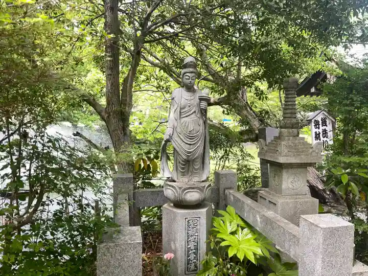 大盛寺の{uncategorized: "未分類", other: "その他", undefined: "問題あり", building: "その他建物", grave: "お墓", sacred_gate: "鳥居", guardian: "狛犬", statue: "像", buddha: "仏像", history: "歴史", nature: "自然", garden: "庭園", animal: "動物", pagoda: "塔", temizu: "手水舎", mountain_gate: "山門・神門", sanctuary: "本殿・本堂", subordinate: "末社・摂社", art: "芸術", scenery: "景色", jizo: "地蔵", ema: "絵馬", goshuin: "御朱印", omikuji: "おみくじ", items: "授与品その他", amulet: "お守り", goshuincho: "御朱印帳", eats: "食事", festival: "お祭り", votive_dance: "神楽", shichigosan: "七五三参", wedding: "結婚式", experience: "体験その他", initially: "初詣", around: "周辺", anti_infection: "感染症対策"}