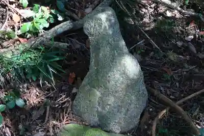 猫稲荷神社の狛犬