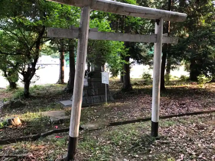 天目一神社の末社・摂社