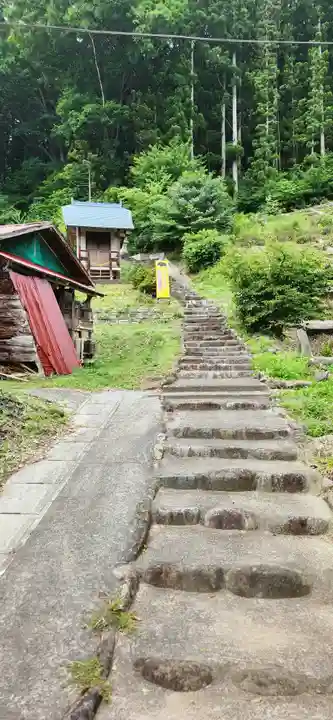 高岡観音堂(山形県)