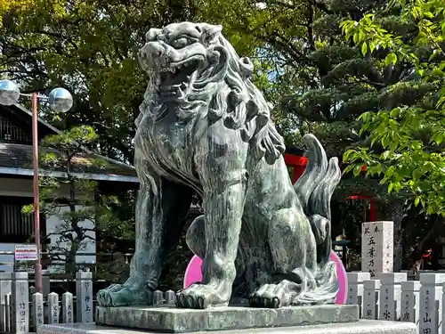 射楯兵主神社の狛犬