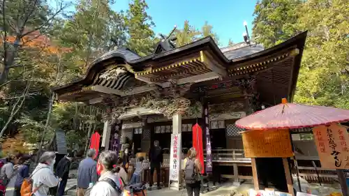 宝登山神社の本殿