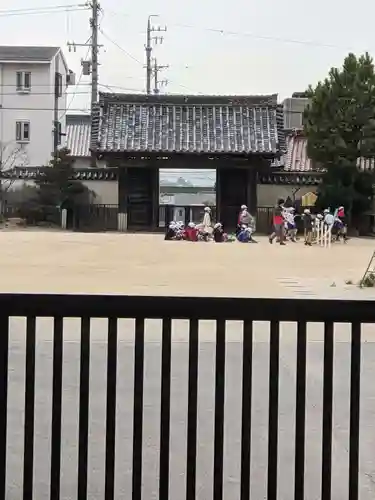 大樹寺（松安院大樹寺）の山門