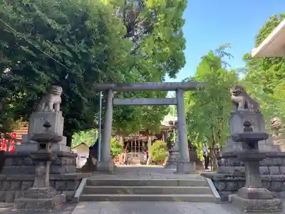 諏訪神社の鳥居