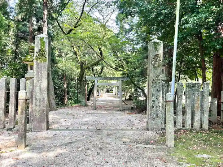 圡生神社の鳥居