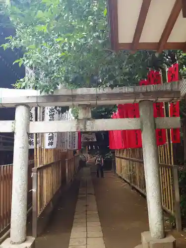 代々木八幡宮の末社・摂社