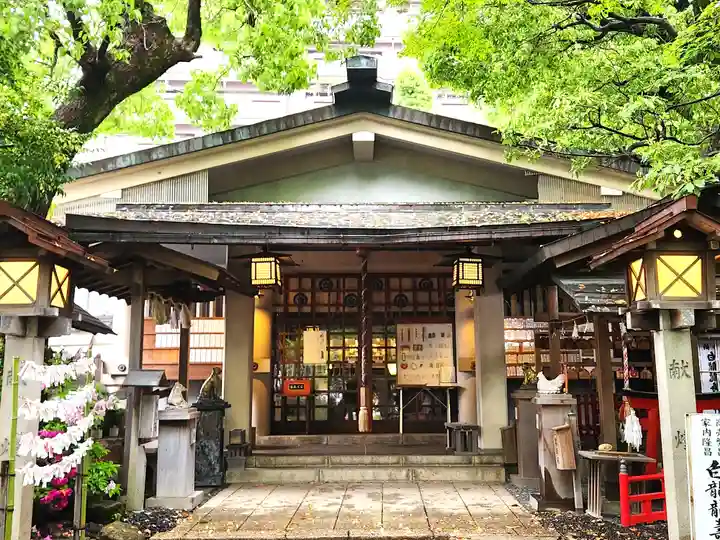 洲嵜神社の本殿・本堂