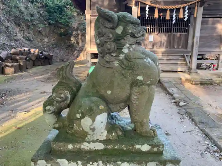 熊野神社の狛犬