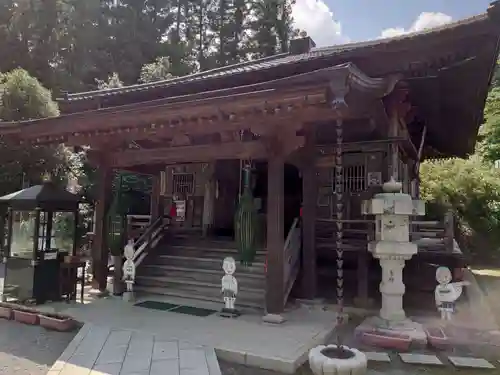 法泉寺の本殿