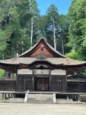 油日神社の{uncategorized: "未分類", other: "その他", undefined: "問題あり", building: "その他建物", grave: "お墓", sacred_gate: "鳥居", guardian: "狛犬", statue: "像", buddha: "仏像", history: "歴史", nature: "自然", garden: "庭園", animal: "動物", pagoda: "塔", temizu: "手水舎", mountain_gate: "山門・神門", sanctuary: "本殿・本堂", subordinate: "末社・摂社", art: "芸術", scenery: "景色", jizo: "地蔵", ema: "絵馬", goshuin: "御朱印", omikuji: "おみくじ", items: "授与品その他", amulet: "お守り", goshuincho: "御朱印帳", eats: "食事", festival: "お祭り", votive_dance: "神楽", shichigosan: "七五三参", wedding: "結婚式", experience: "体験その他", initially: "初詣", around: "周辺", anti_infection: "感染症対策"}